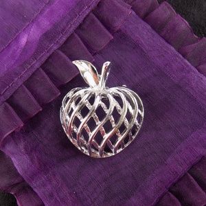 Vintage Signed Gerry’s Lattice Apple Brooch